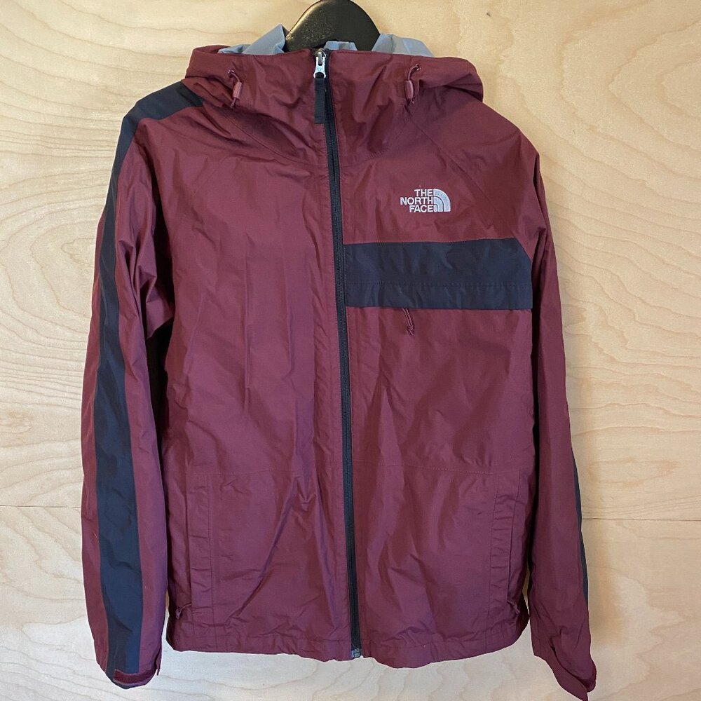The North Face DryVent Mens Adult Coat Jacket Maroon Hooded Full Zip Medium 2018